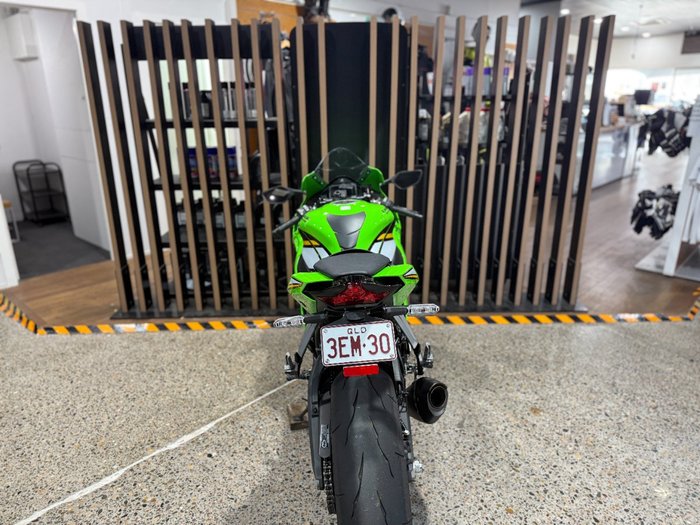 2025 Kawasaki NINJA ZX-10R GREEN