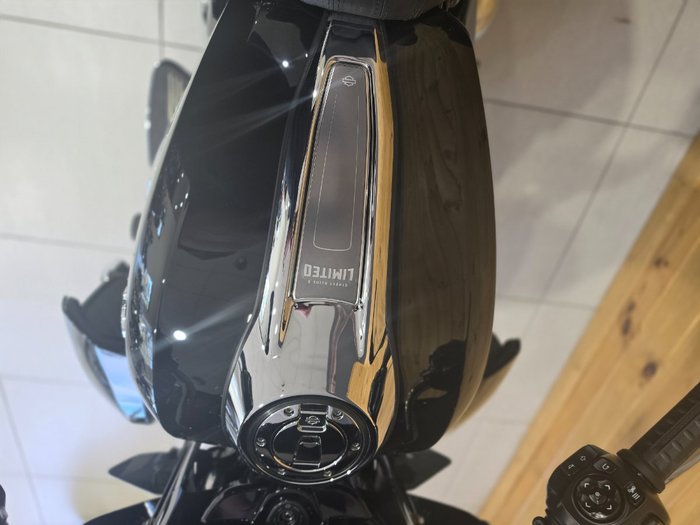 2026 HARLEY-DAVIDSON FLHLT STREET GLIDE 3 LIMITED