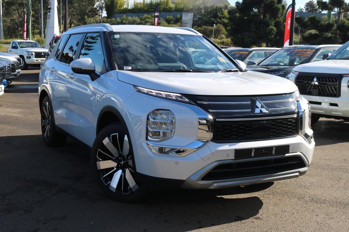 2025 Mitsubishi Outlander