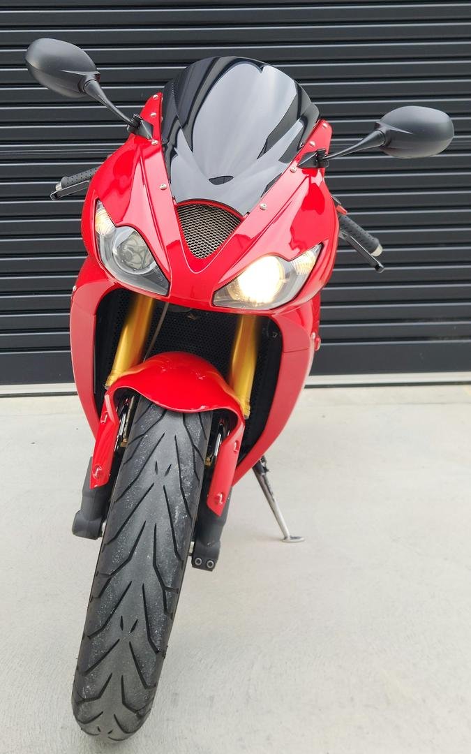2008 Triumph Daytona 675 Daytona Red
