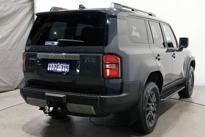 2025 Toyota Landcruiser Prado GXL