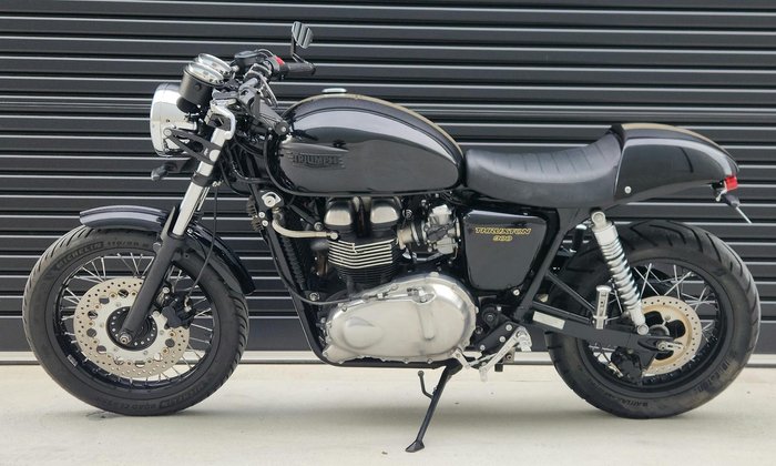 2012 Triumph Thruxton 900 Thruxton Black