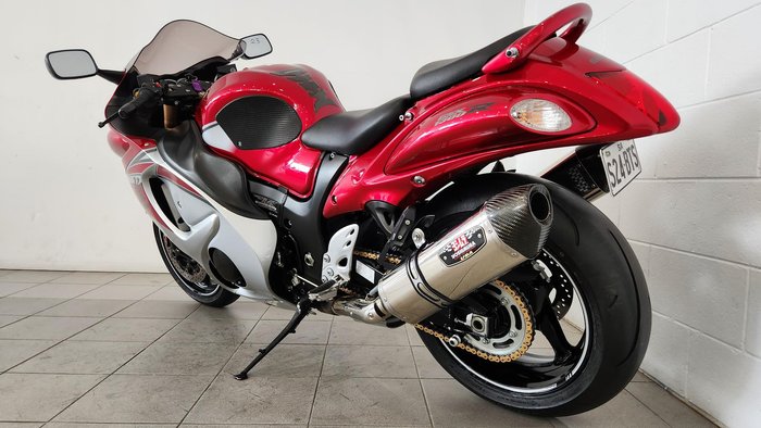 2016 Suzuki Hayabusa (GSX1300R) Hayabusa Red