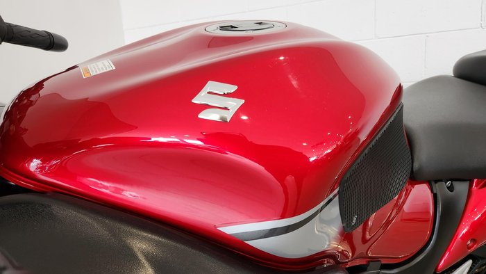 2016 Suzuki Hayabusa (GSX1300R) Hayabusa Red