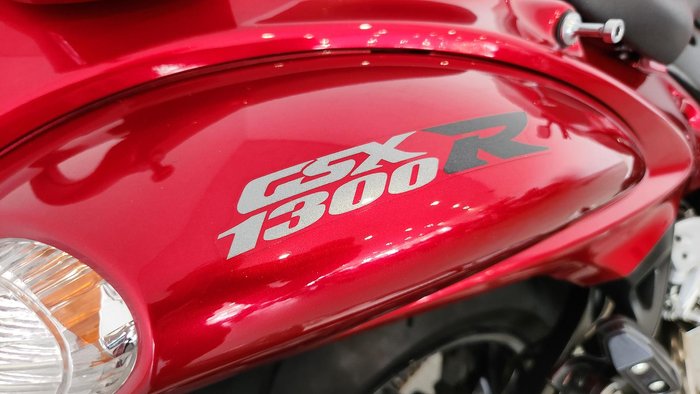 2016 Suzuki Hayabusa (GSX1300R) Hayabusa Red