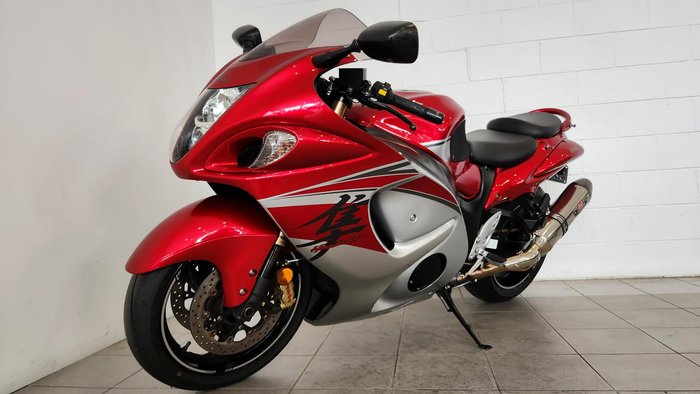 2016 Suzuki Hayabusa (GSX1300R) Hayabusa Red