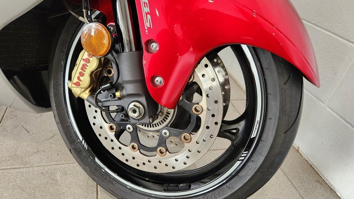 2016 Suzuki Hayabusa (GSX1300R) Hayabusa Red