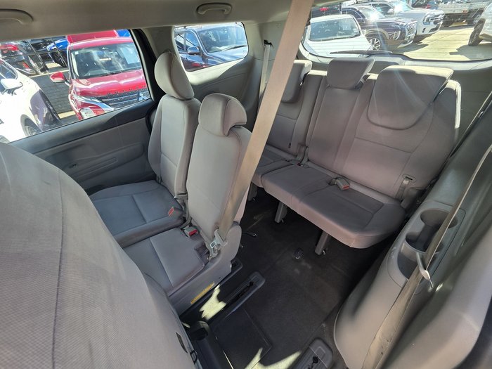 2017 Kia Carnival S