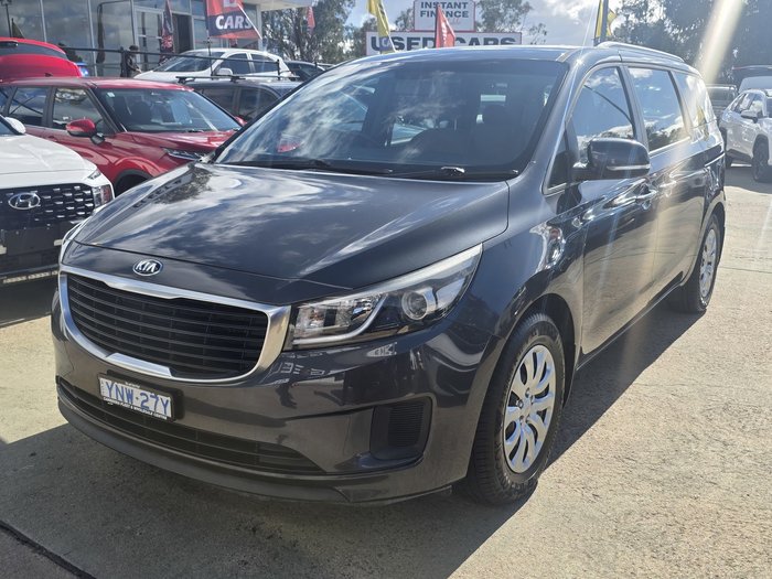 2017 Kia Carnival S
