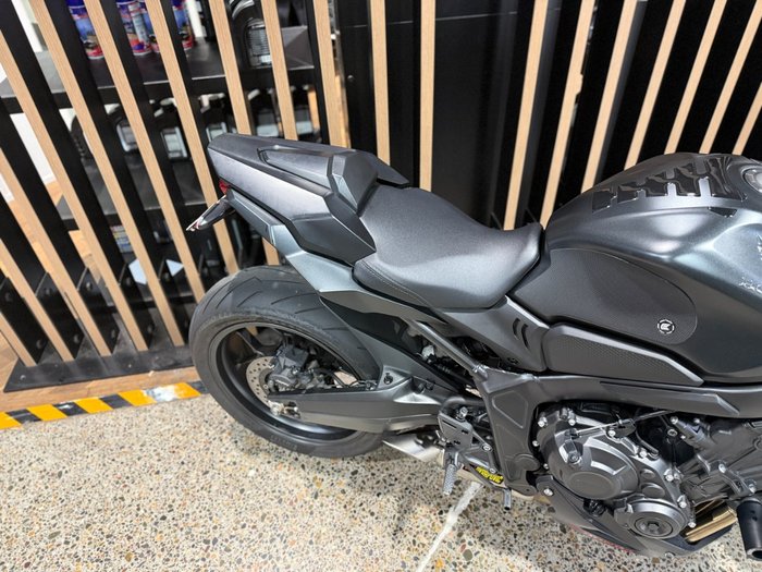 2023 Honda CB650R Black