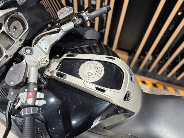 2012 BMW Motorrad R1200 RT SE BLACK STORM METALLIC