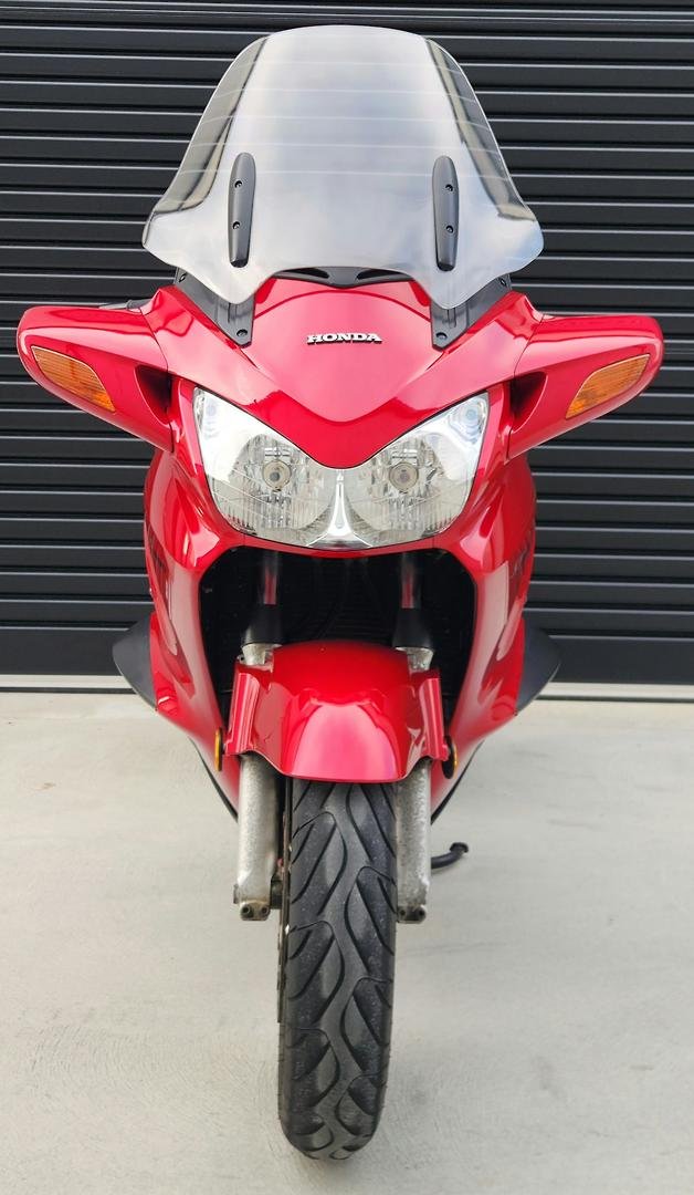 2002 Honda ST1300 ST Red