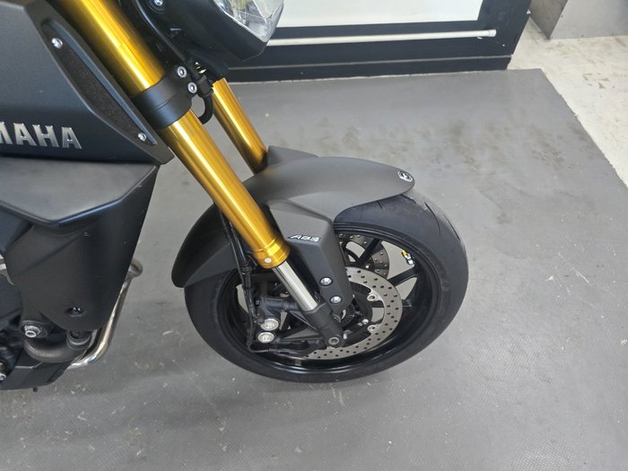 2016 Yamaha MT-09 GREY