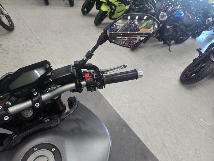 2016 Yamaha MT-09 GREY