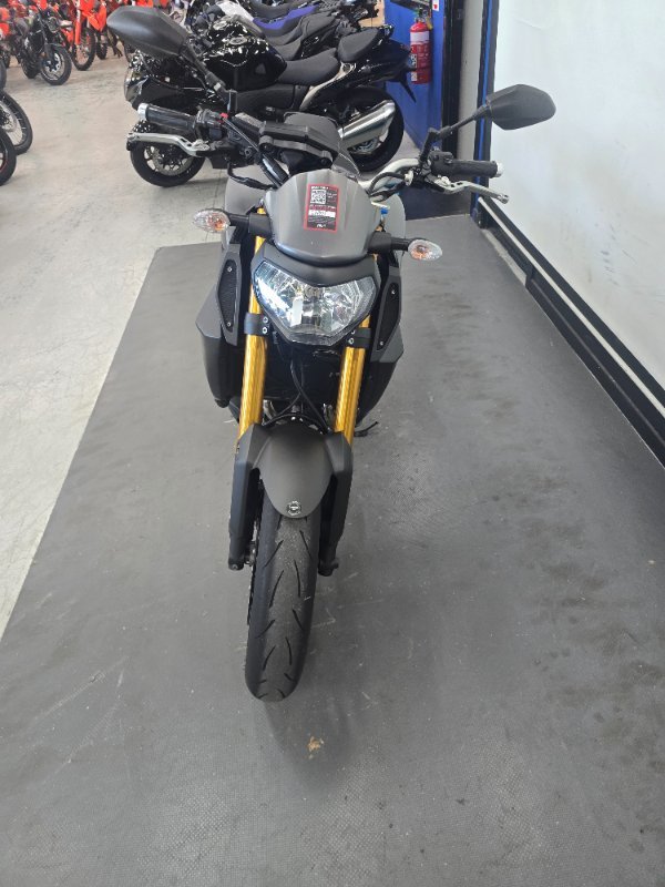 2016 Yamaha MT-09 GREY