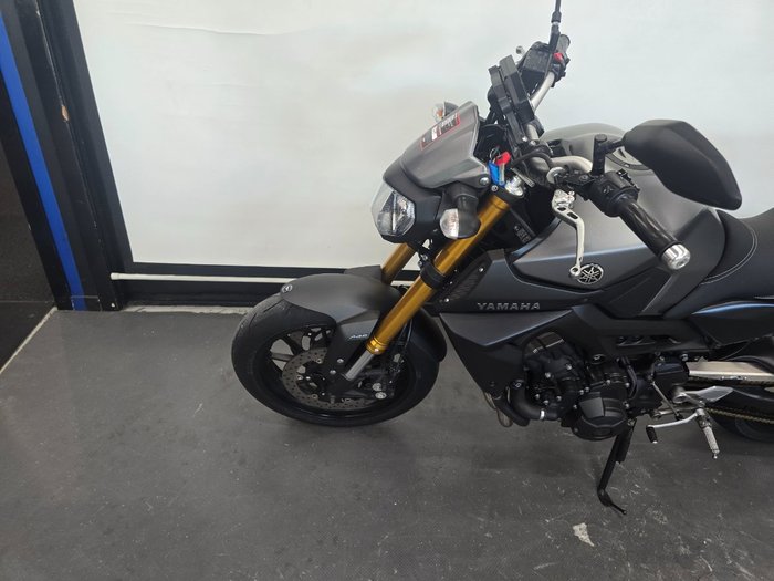 2016 Yamaha MT-09 GREY