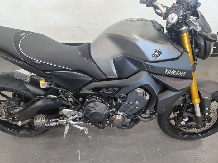2016 Yamaha MT-09 GREY