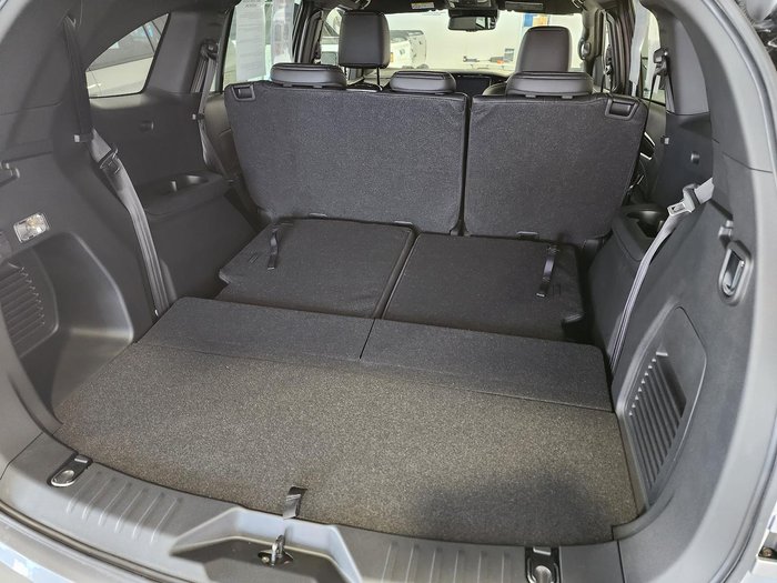 2025 Isuzu MU-X LS-T