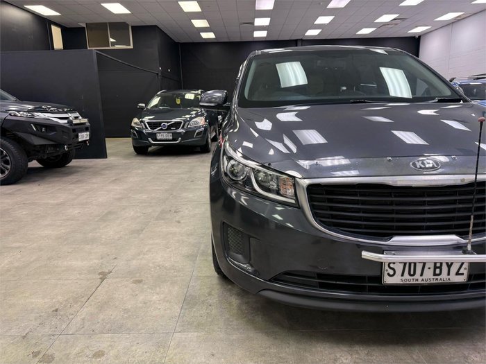 2016 Kia Carnival S