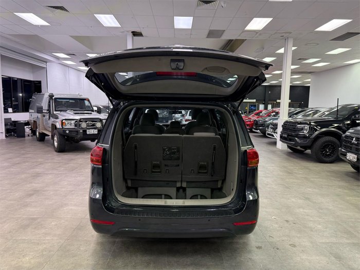 2016 Kia Carnival S