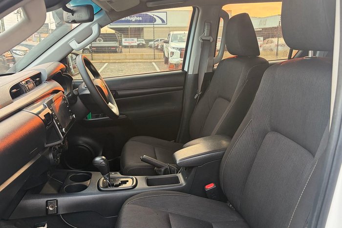 2021 Toyota Hilux SR