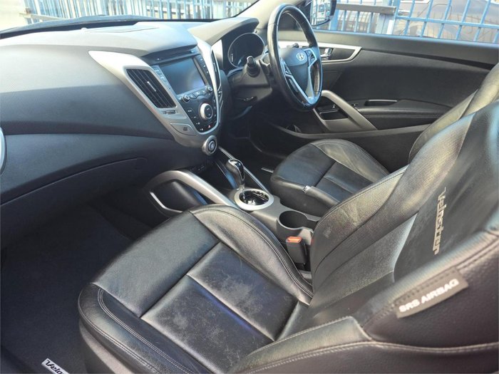 2013 Hyundai Veloster + FS2 Veloster Red