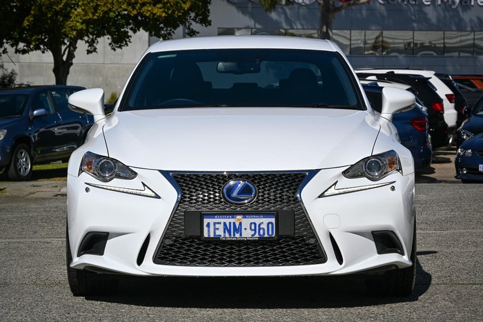 2014 Lexus IS 300h F Sport