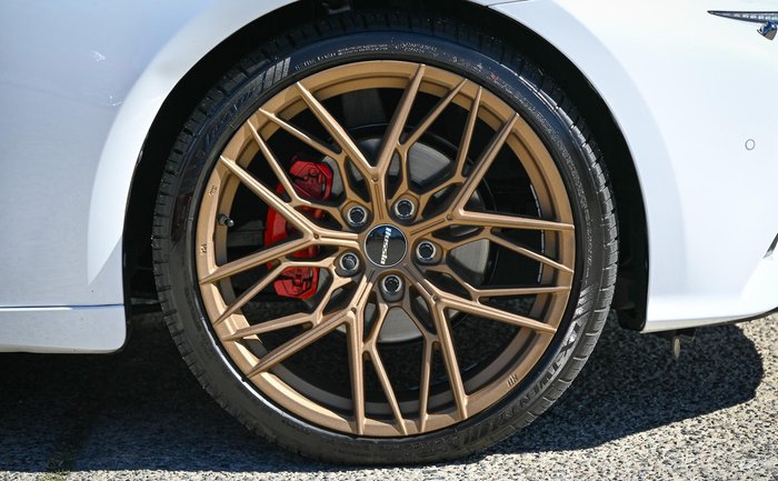 2014 Lexus IS 300h F Sport