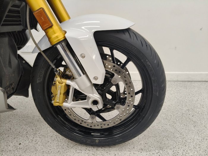 2021 BMW Motorrad R 1250 R White
