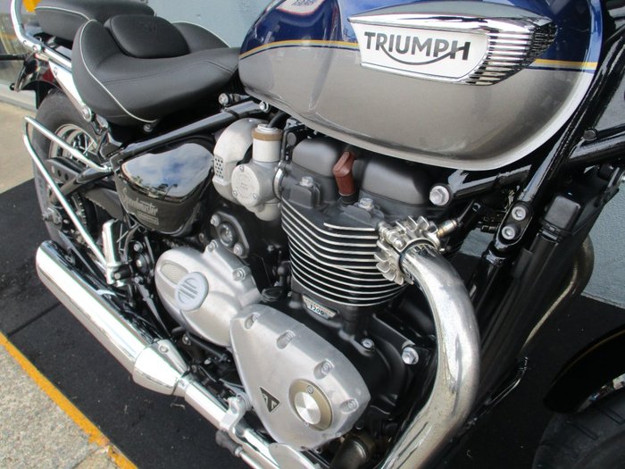 2024 Triumph BONNEVILLE SPEEDMASTER BLUE