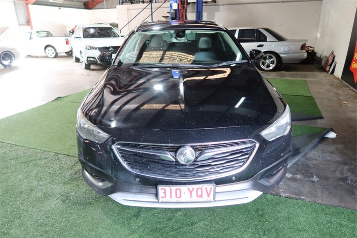 2018 Holden Calais