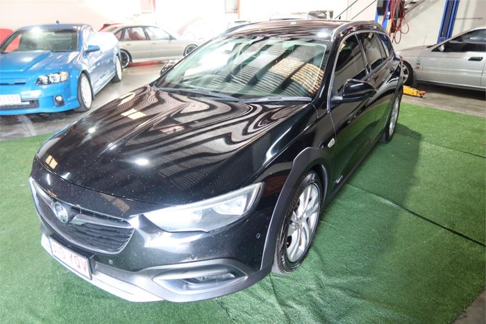 2018 Holden Calais