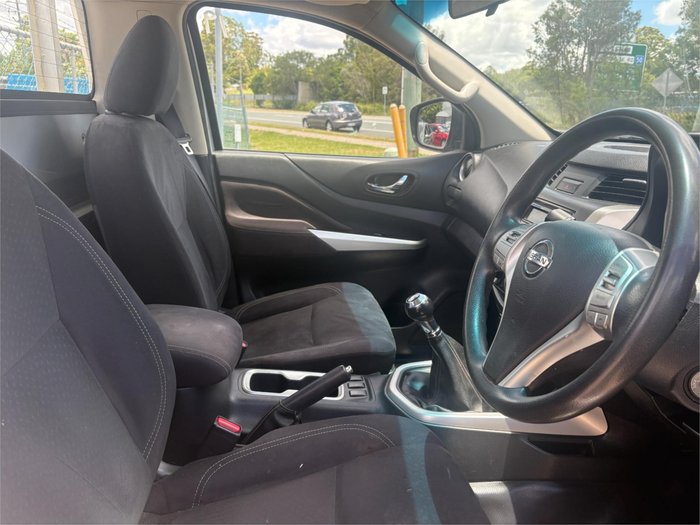 2018 Nissan Navara RX