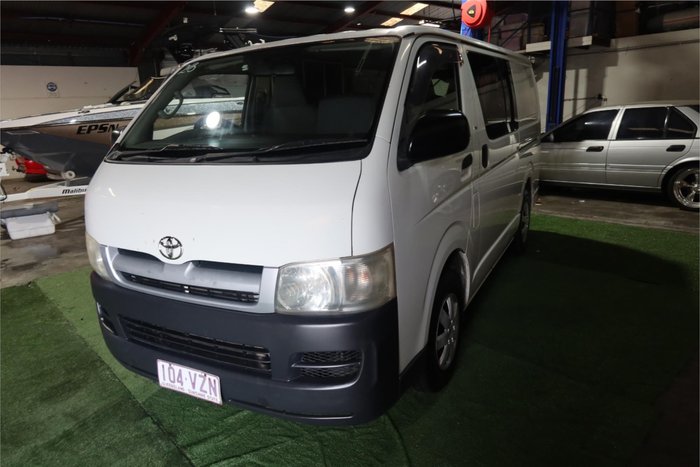 2006 Toyota Hiace