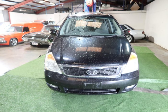 2011 Kia Grand Carnival Si