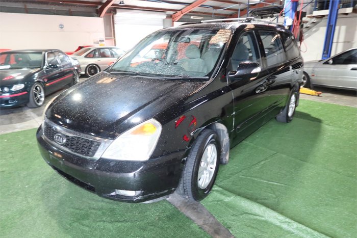 2011 Kia Grand Carnival Si