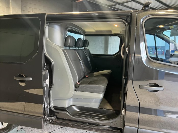 2017 Renault Trafic Crew