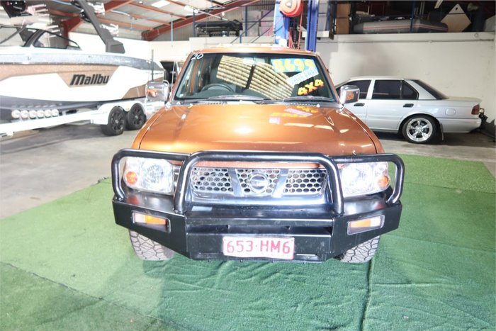 2006 Nissan Navara ST-R