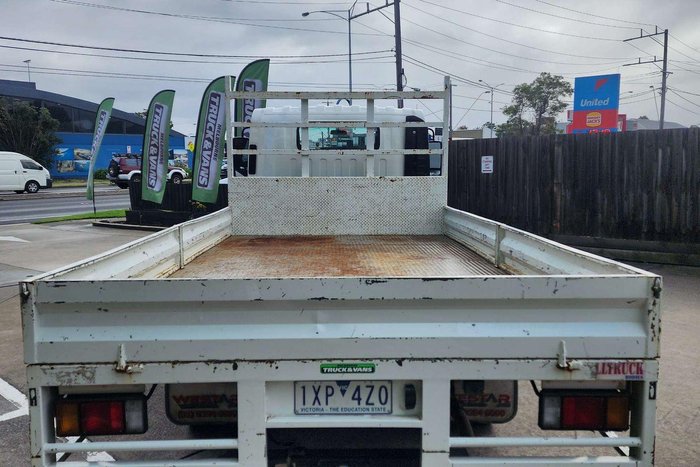 2022 Isuzu N Series NNR 45-150 White