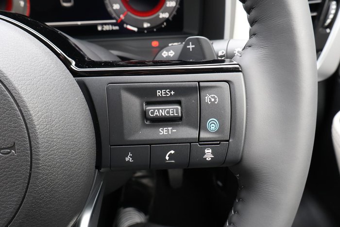 2025 Nissan X-TRAIL Ti