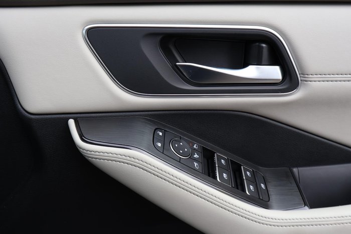 2025 Nissan X-TRAIL Ti