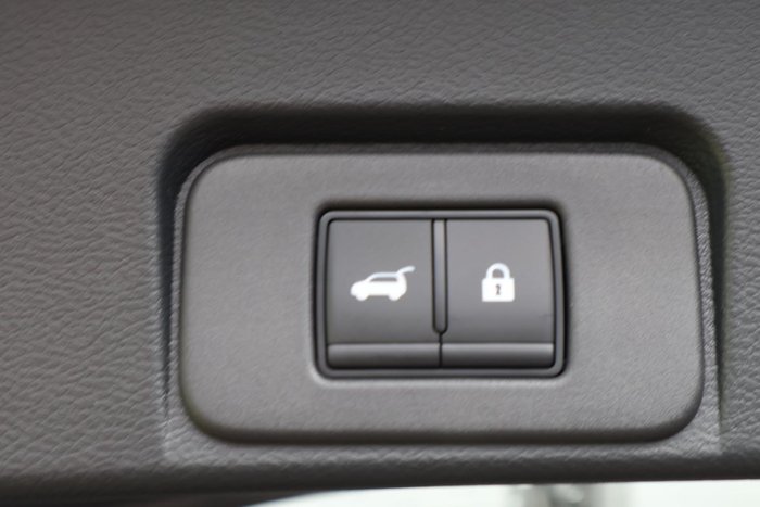 2025 Nissan X-TRAIL Ti
