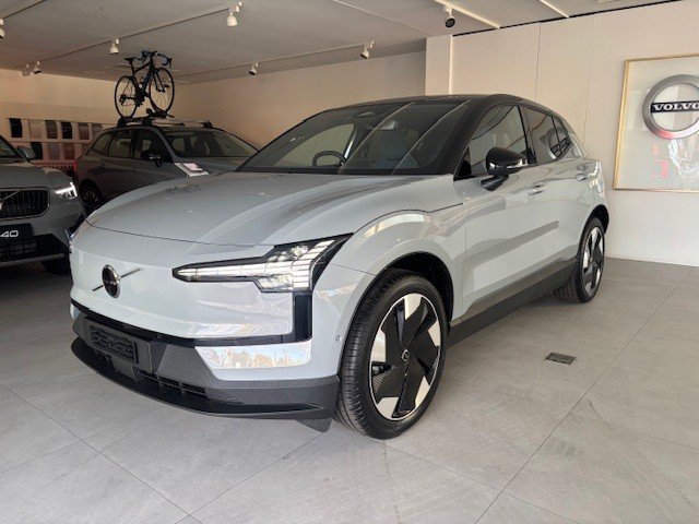 2025 VOLVO EX30