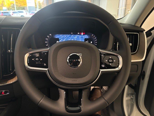 2026 VOLVO XC60