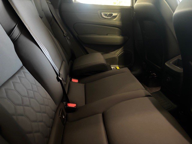 2025 VOLVO XC60