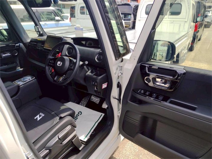 2021 Honda N-Box Custom Turbo