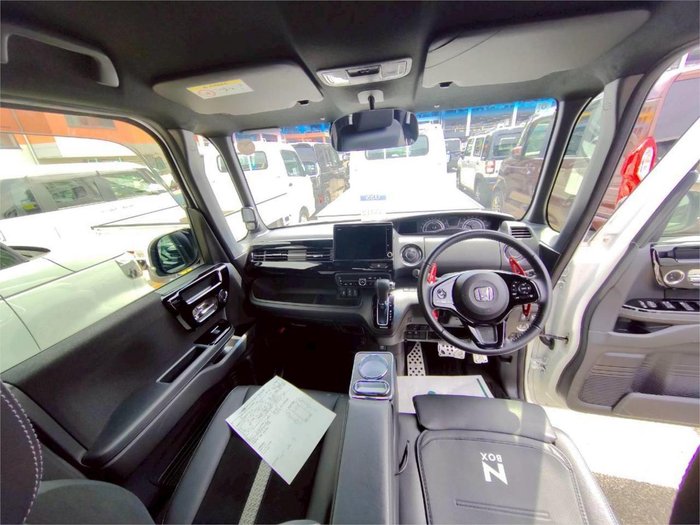 2021 Honda N-Box Custom Turbo