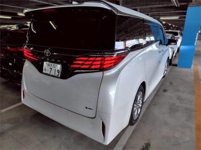 2024 Toyota Alphard Hybrid Z