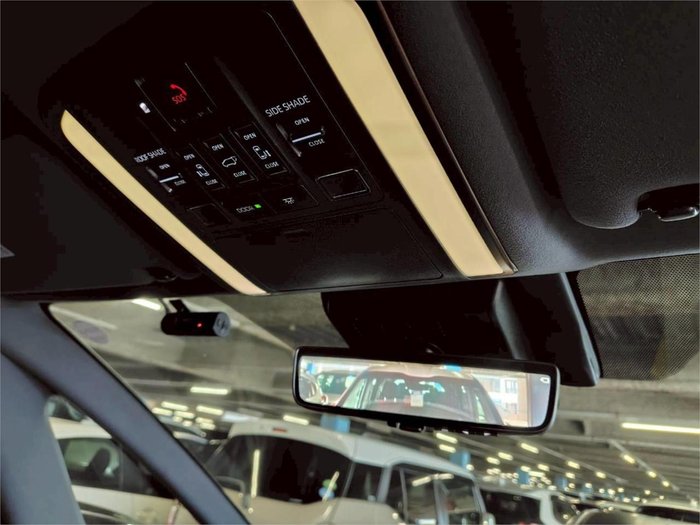 2024 Toyota Alphard Hybrid Z