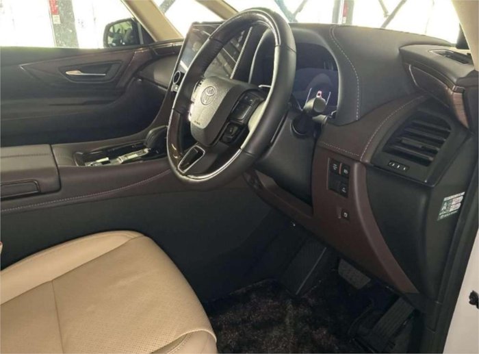 2023 Toyota Alphard Hybrid Executive Lounge